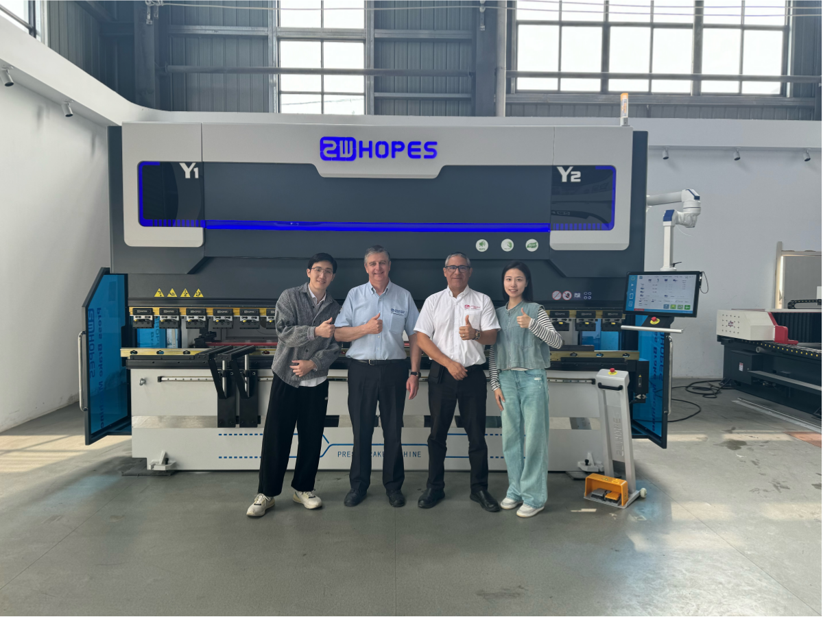 50T2500 electric press brake delivered to Portugal customer facility